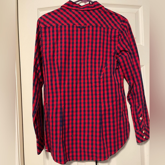 Vineyard Vines button down shirt - Picture 4 of 4